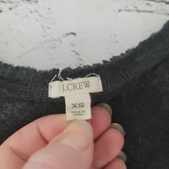 J. CREW Scoop Neck Gray Tank Top With Rhinestone Detail Womens Size XS - Picture 3 of 6